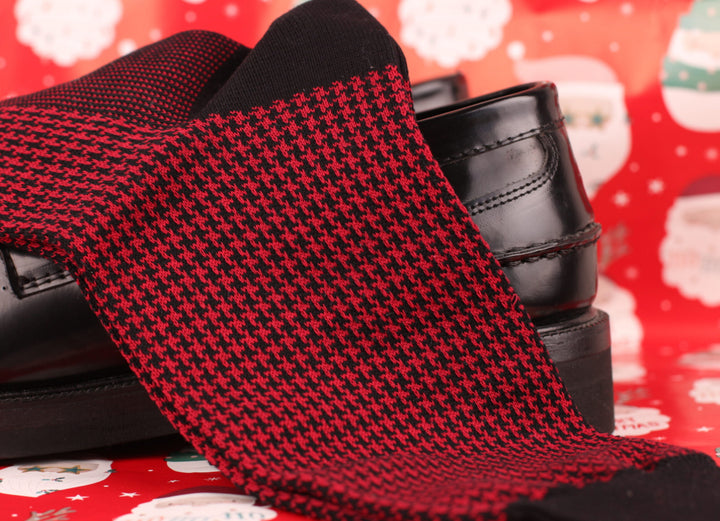 Black Red Socks for Men – Houndstooth Pattern