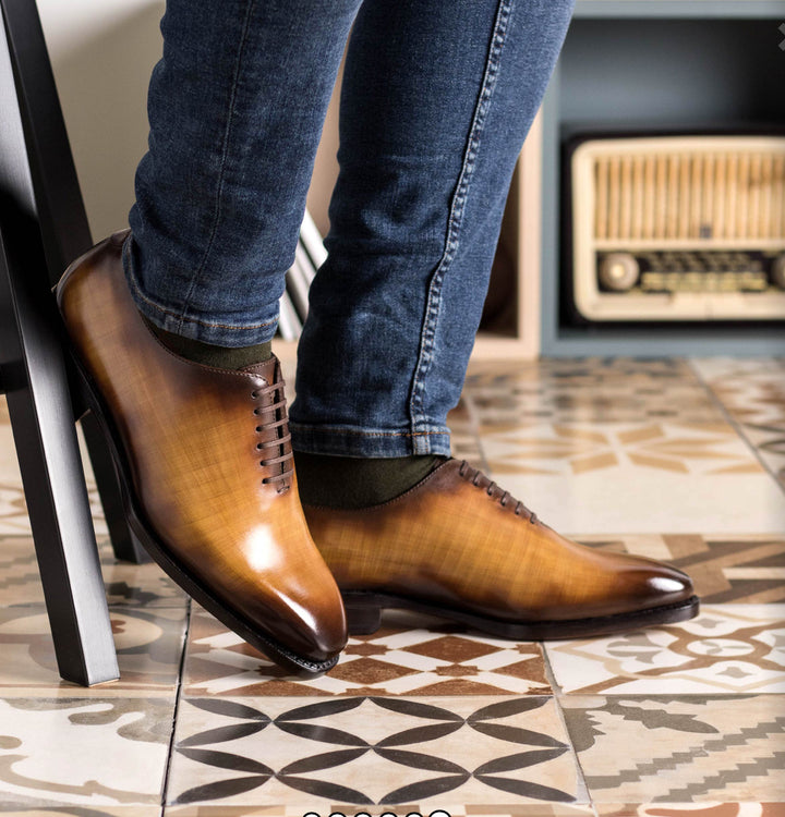 Wholecut Oxford 5541 - Cognac Patina